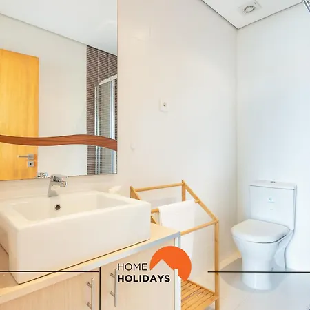 #206 Alicia's Flat By Holidays Semesterbostad